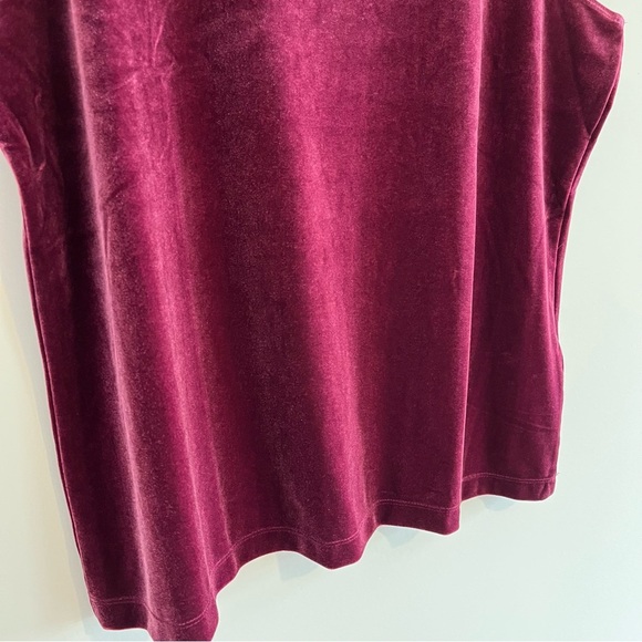 Chico’s Women’s Velvet Pull Over Tank size Medium 10/12 Deep Burgundy High Neck - Picture 5 of 8